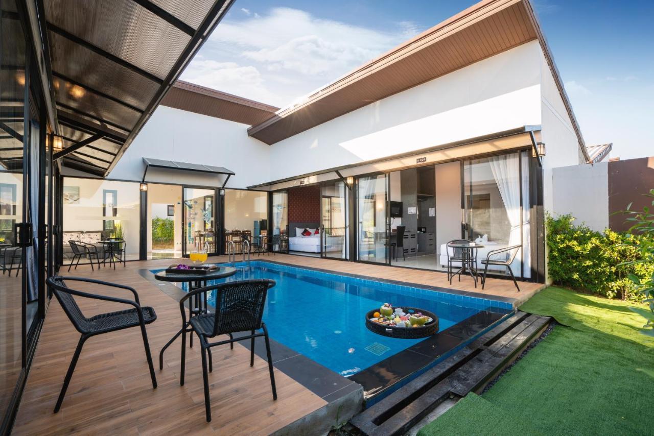 Thames Tara Pool Villa Rawai Phuket - SHA Extra Plus Exteriör bild